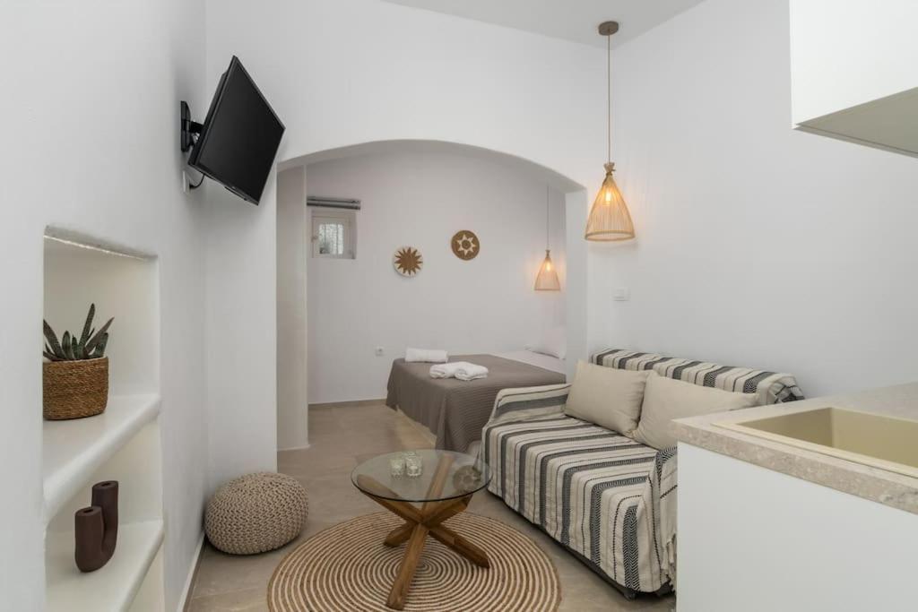 Agathi'S House Apartment Triovasalos ภายนอก รูปภาพ