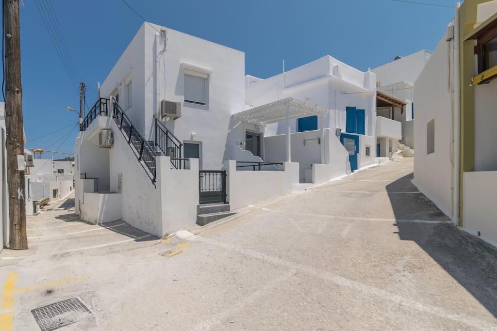 Agathi'S House Apartment Triovasalos ภายนอก รูปภาพ
