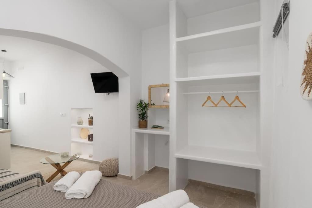 Agathi'S House Apartment Triovasalos ภายนอก รูปภาพ